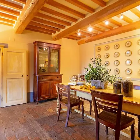 Nello Villa *